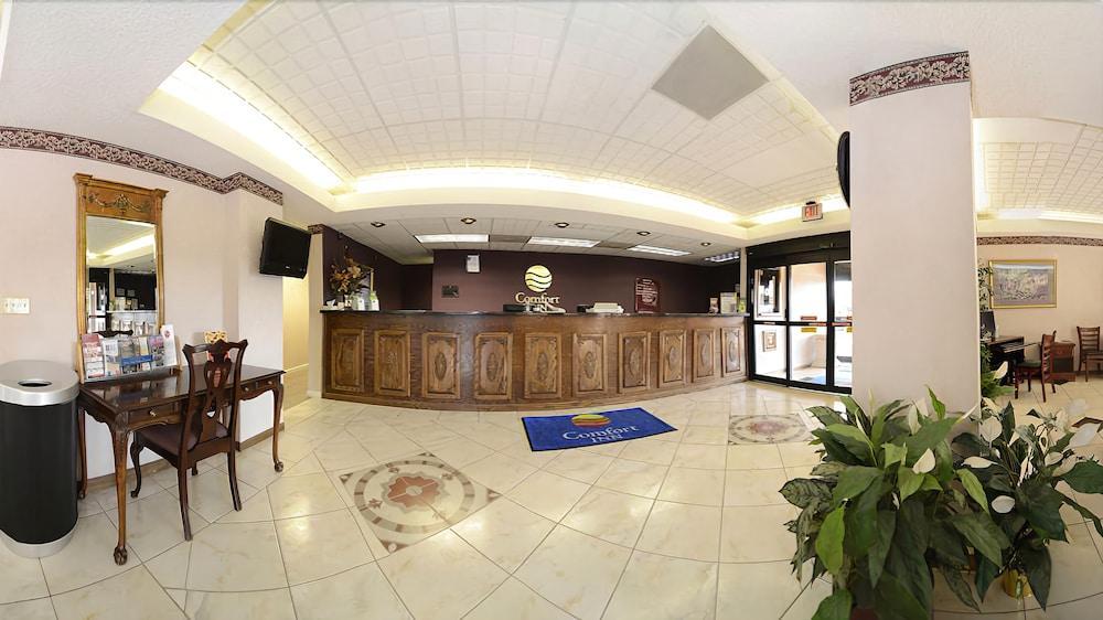 Hotel Clarion Pointe Forsyth I-75 Extérieur photo