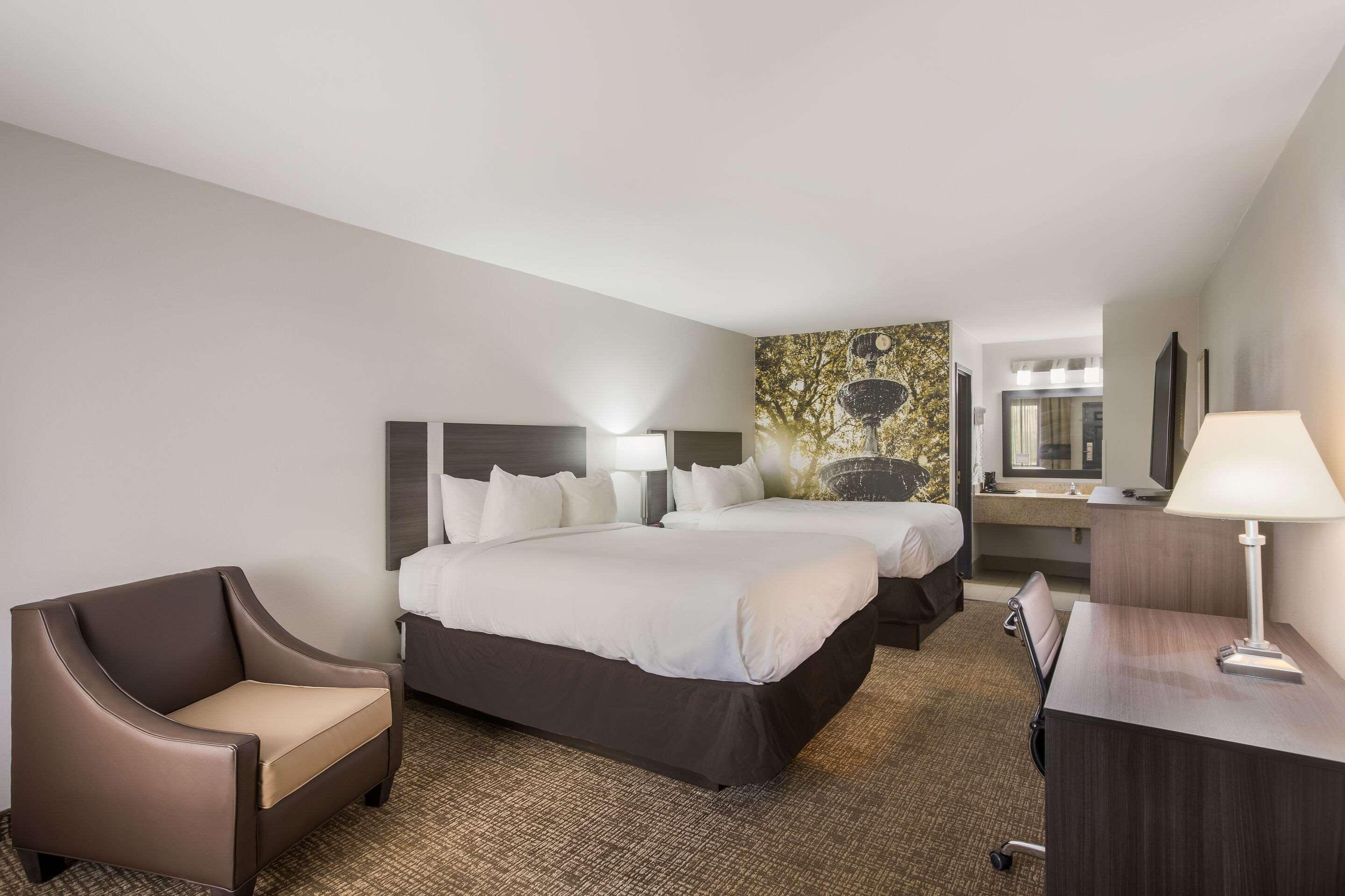 Hotel Clarion Pointe Forsyth I-75 Extérieur photo