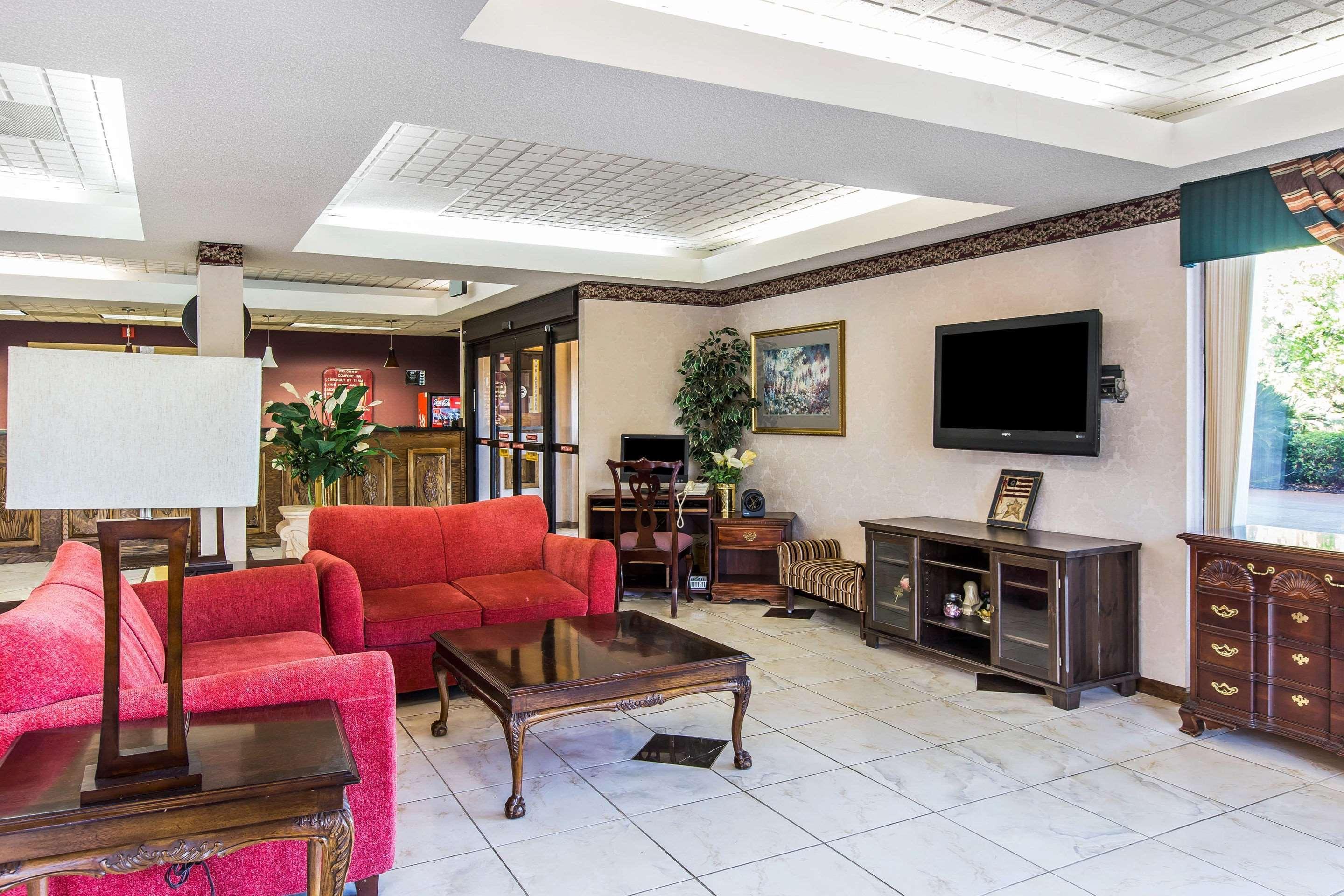 Hotel Clarion Pointe Forsyth I-75 Extérieur photo