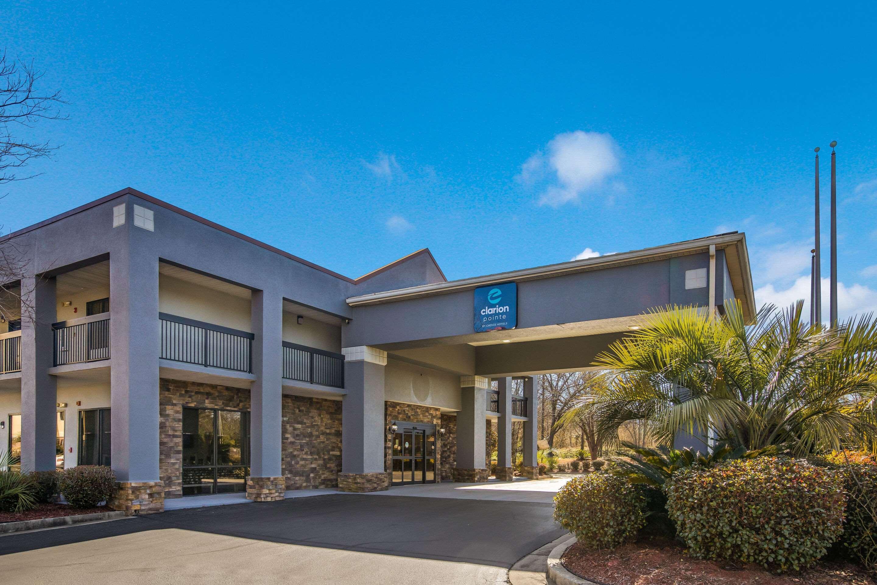 Hotel Clarion Pointe Forsyth I-75 Extérieur photo