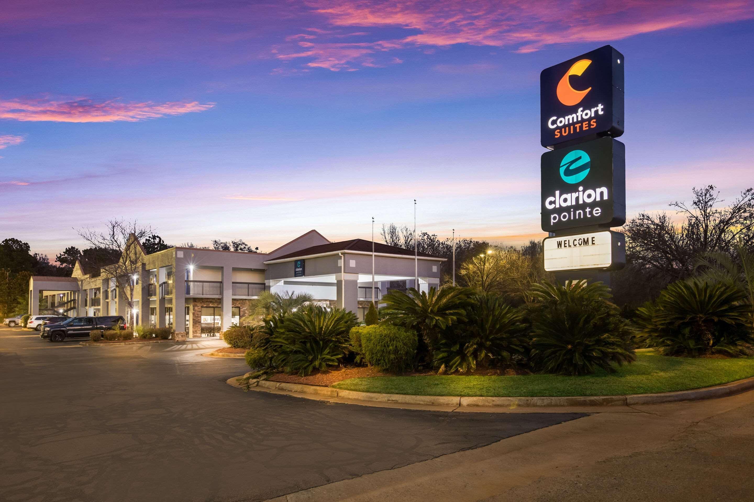 Hotel Clarion Pointe Forsyth I-75 Extérieur photo