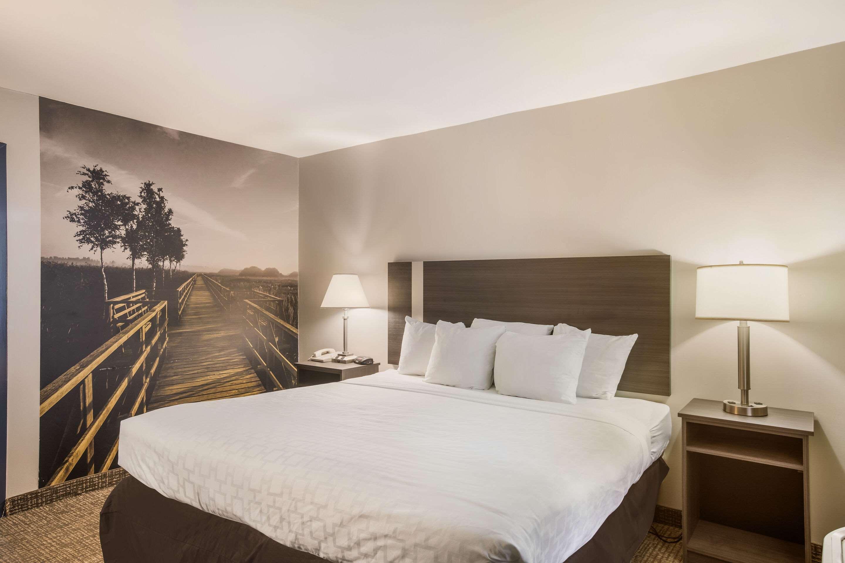 Hotel Clarion Pointe Forsyth I-75 Extérieur photo
